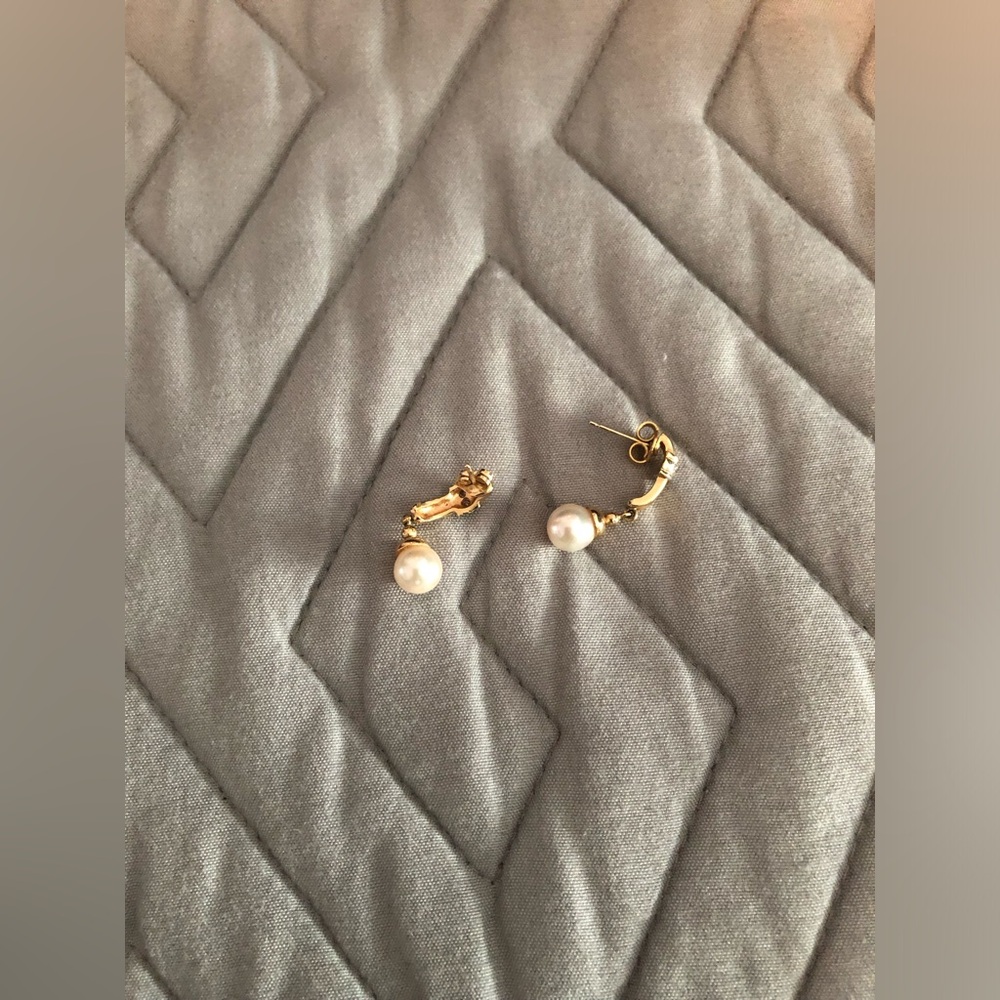 Womens earrings